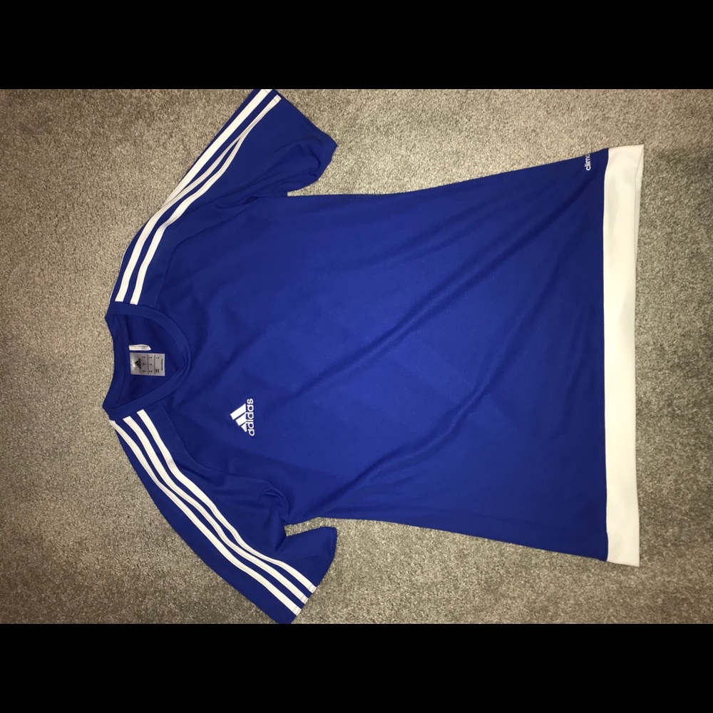 Adidas t-shirt